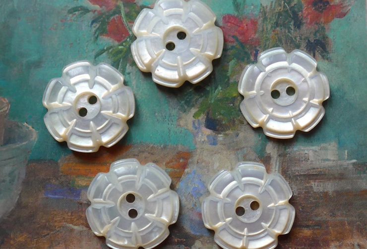Antique Mother of Pearl Buttons